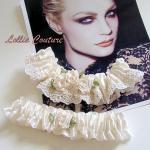 Vintage Lace / Wedding Garter Set / Garters /..